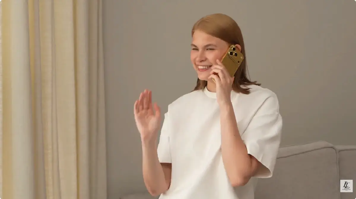 LERONZA™ Gold iPhone presented as a luxury executive gift.